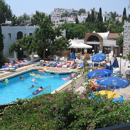 גומבט Mimosa Apart Hotel מראה חיצוני תמונה