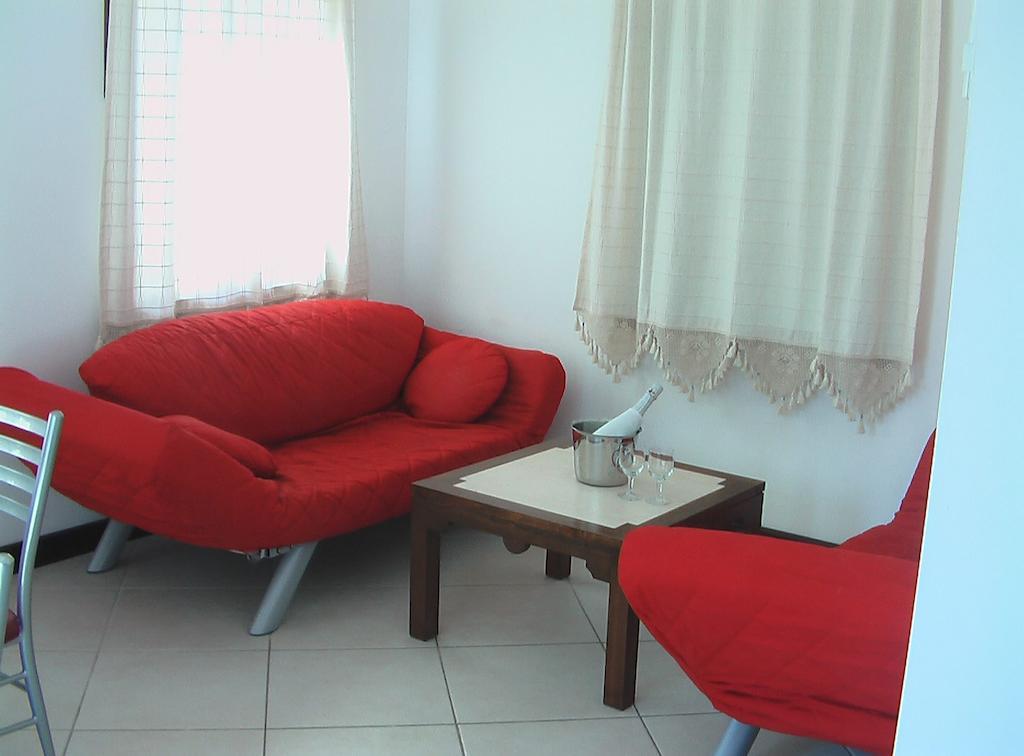 גומבט Mimosa Apart Hotel חדר תמונה