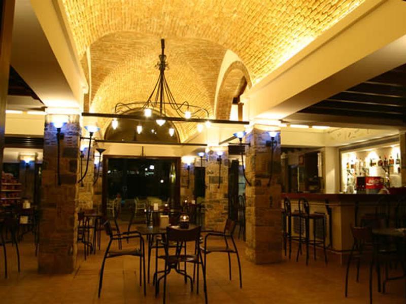 גומבט Mimosa Apart Hotel מראה חיצוני תמונה