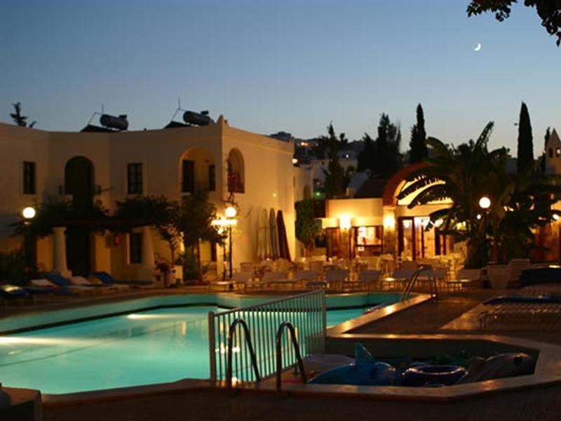 גומבט Mimosa Apart Hotel מראה חיצוני תמונה
